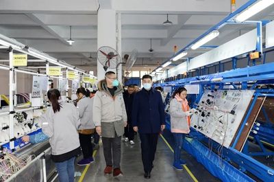 路斌實(shí)地調(diào)研督導(dǎo)企業(yè)復(fù)產(chǎn)和項(xiàng)目復(fù)工情況